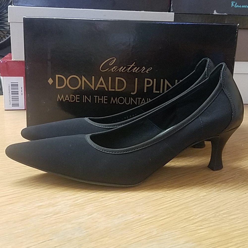 Donald J Pliner Classic Couture Heels